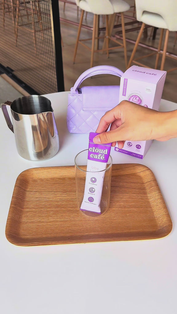 Video preparation of Clöud Café ube latte